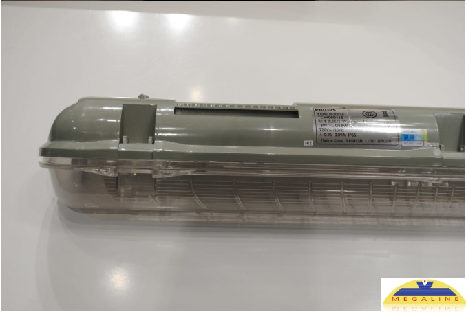 bong den paragon 2