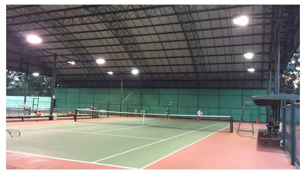 tieu chuan chieu sang san tennis