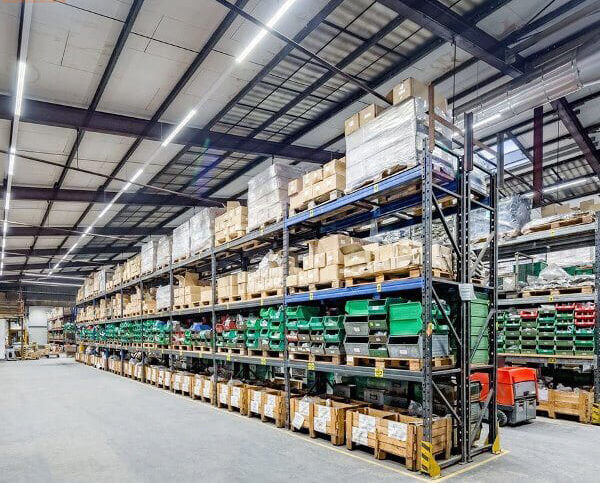 ung dung den tuyp led paragon e1731898031313